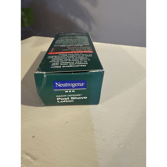 Neutrogena Men’s Razor Defense Post Shave Lotion Discontinued Rare New - Picture 3 of 6